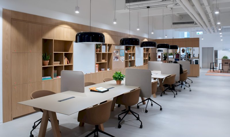 Doanh nghiệp cần đáp ứng tiêu chuẩn về chất lượng sản phẩm và chọn địa điểm kinh doanh có lưu lượng khách hàng cao