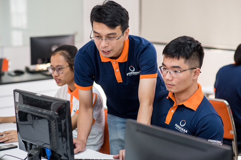 Tuyển dụng giảng viên giỏi, đào tạo sư phạm, tạo môi trường học tập chuyên nghiệp